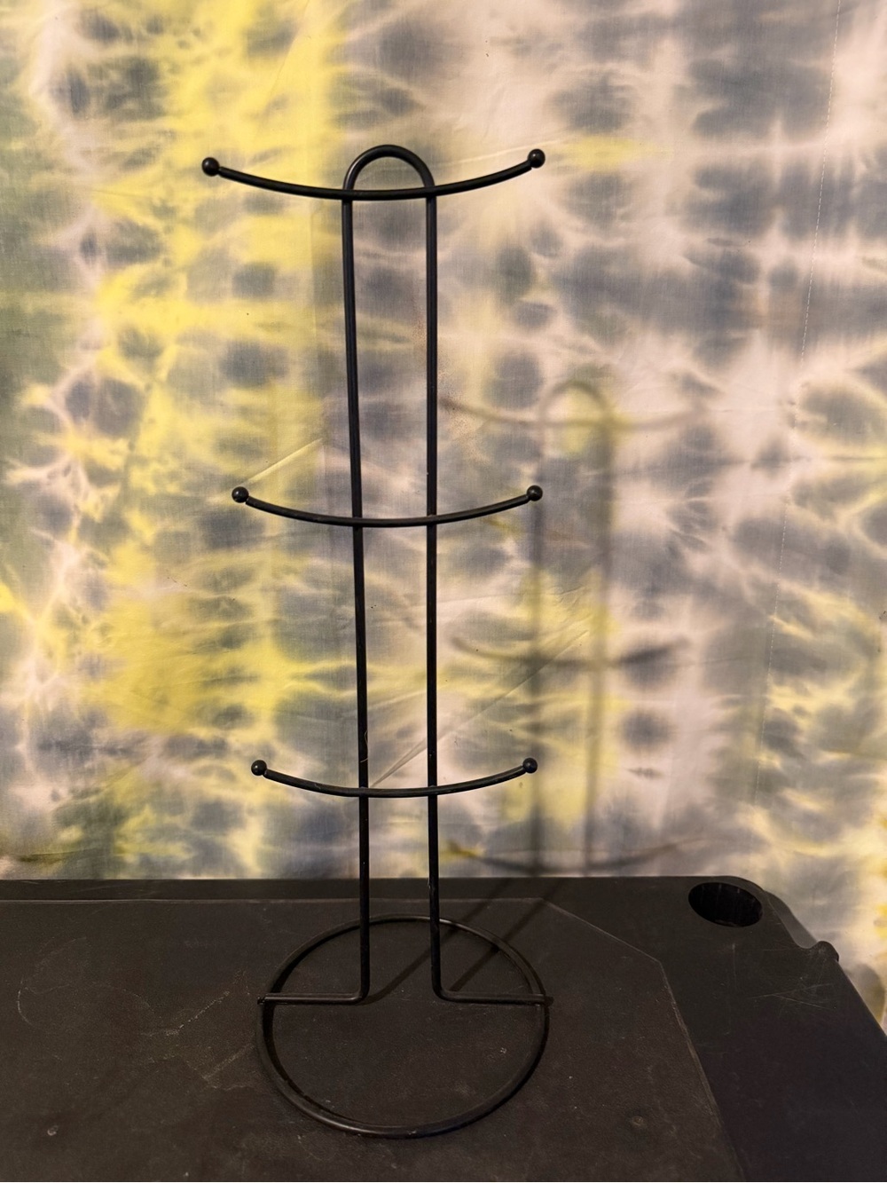 Black Metal Mug Tree Stand
